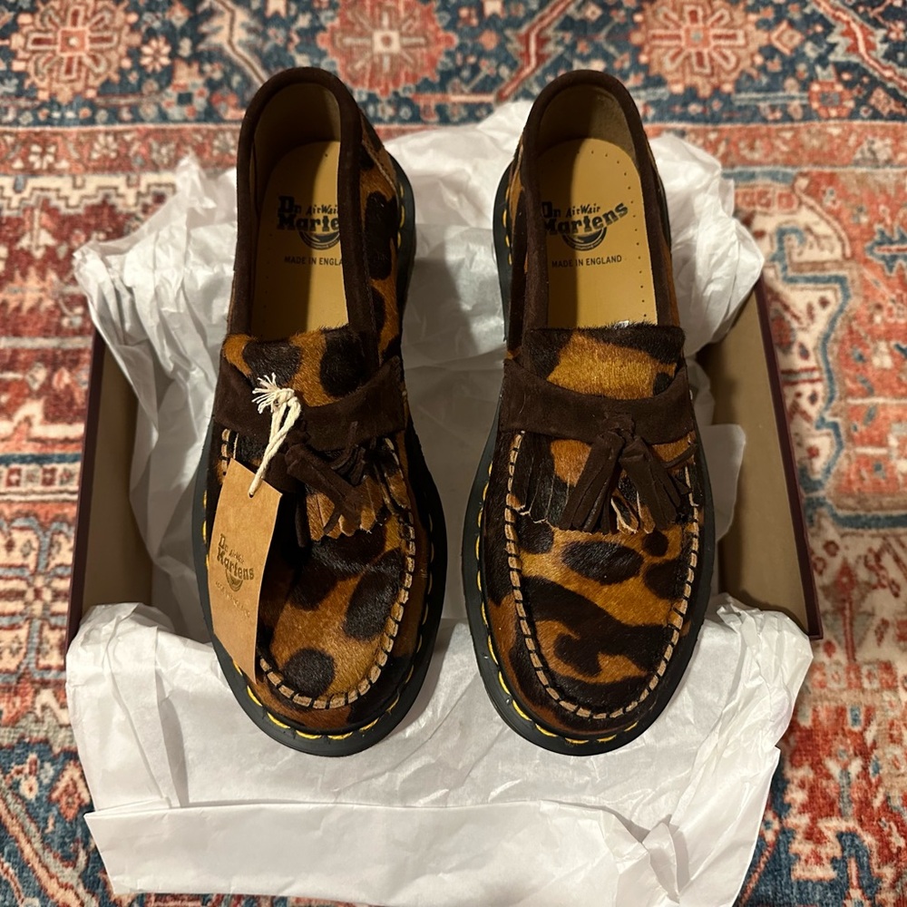 BRAND NEW AND RARE DOC MARTEN LOAFERS!!!
